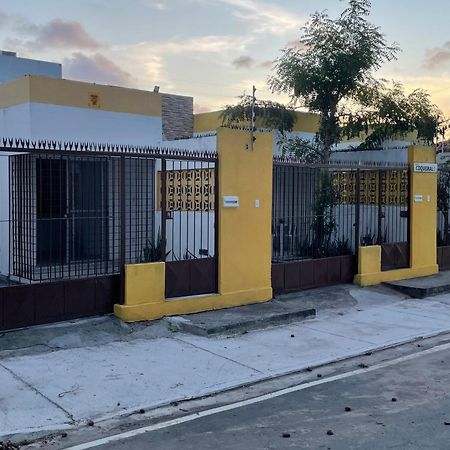 Casa Compacta No Prive Coqueiral Com Garagem Villa Recife Kültér fotó