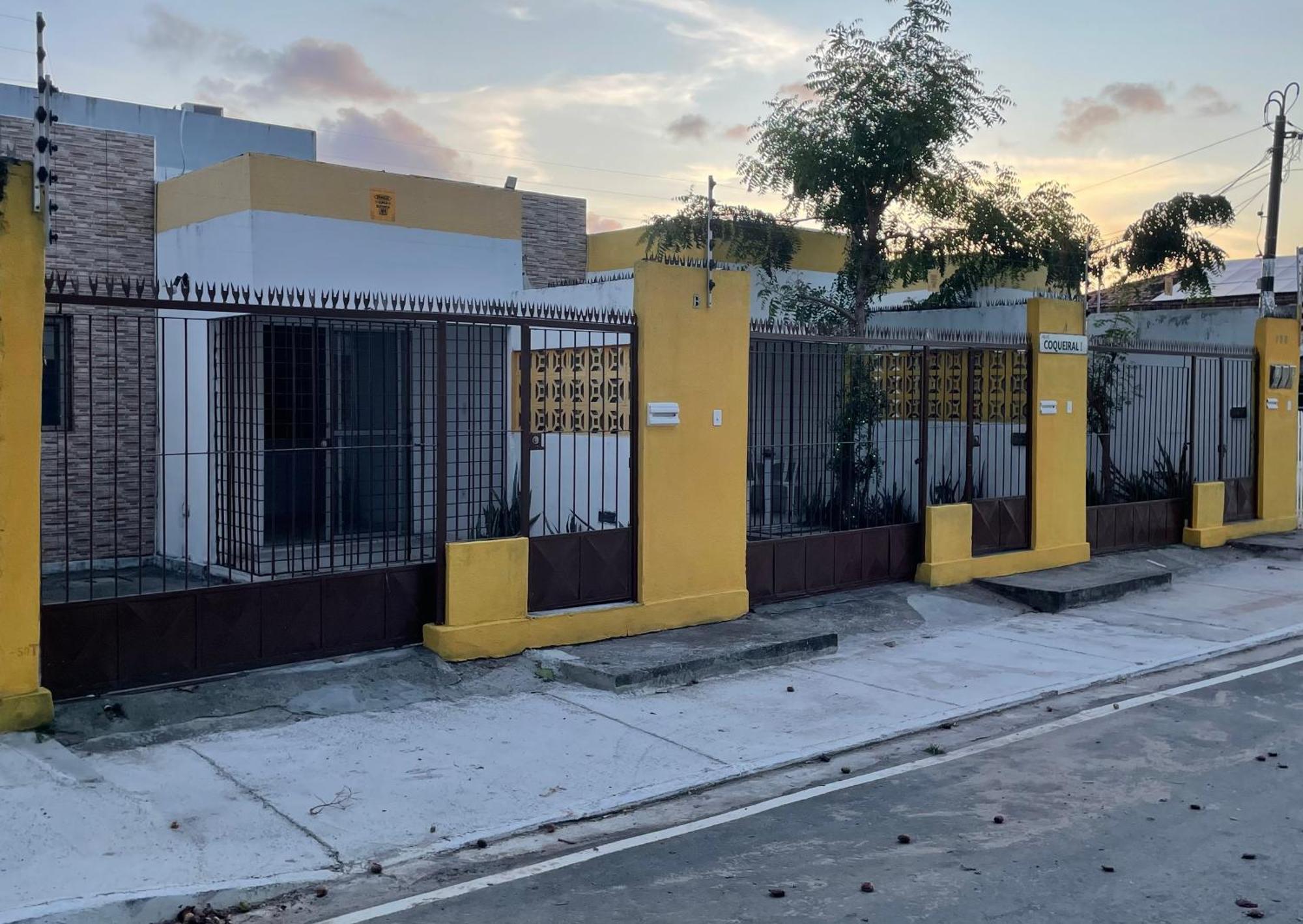 Casa Compacta No Prive Coqueiral Com Garagem Villa Recife Kültér fotó